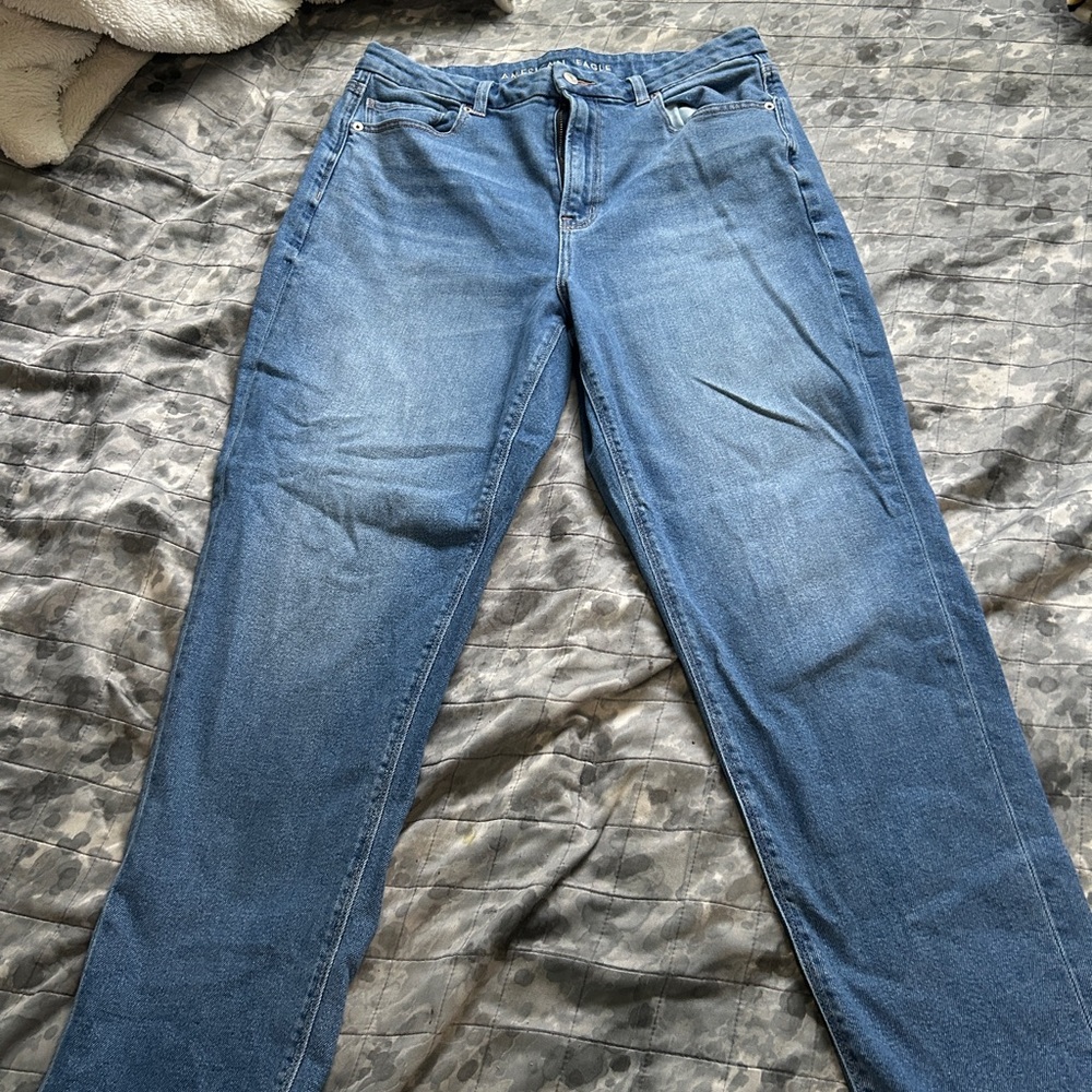 American Eagle Straight Leg Jeans